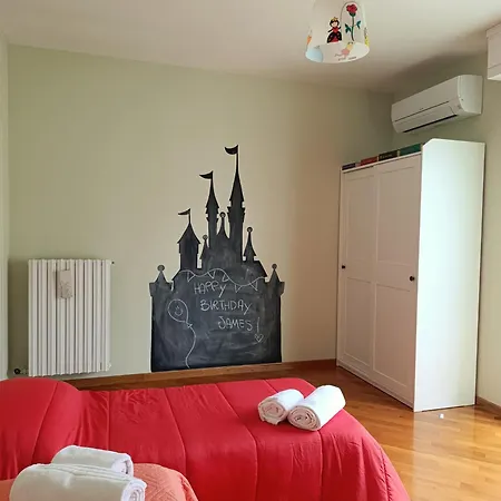 Onemorepage Family House - Un Da Favola Apartment *